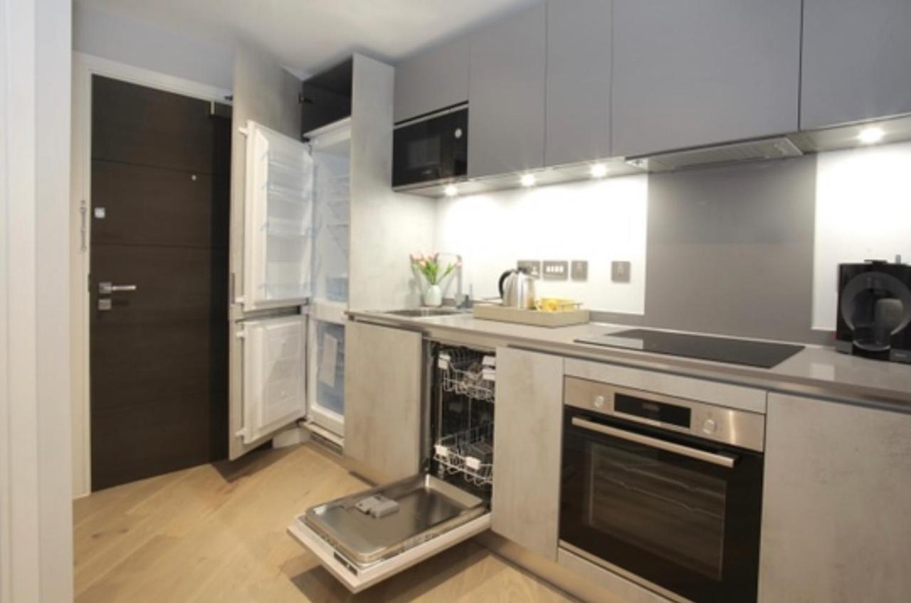 Mnitri Apartment Luton  Exteriör bild